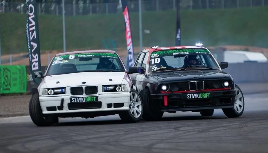 Tandem run at a Drift League round